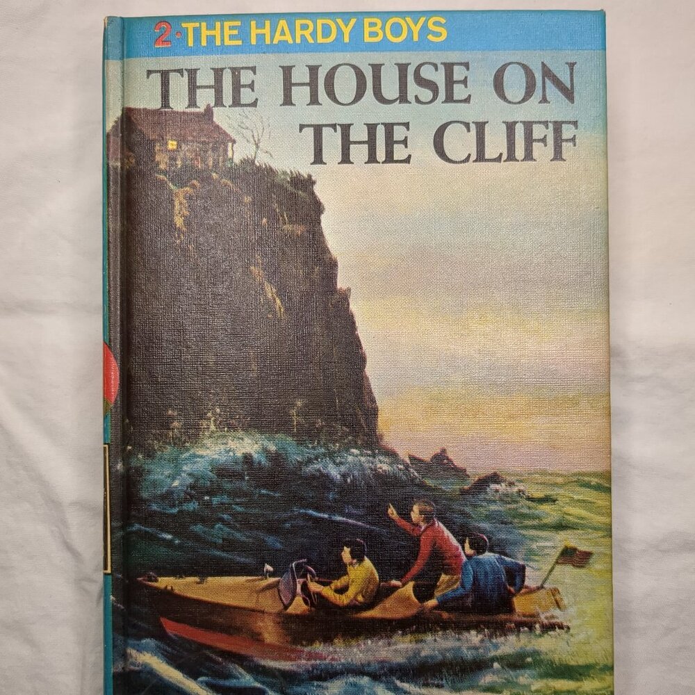 The Hardy Boys Book 2 The House On the Cliff